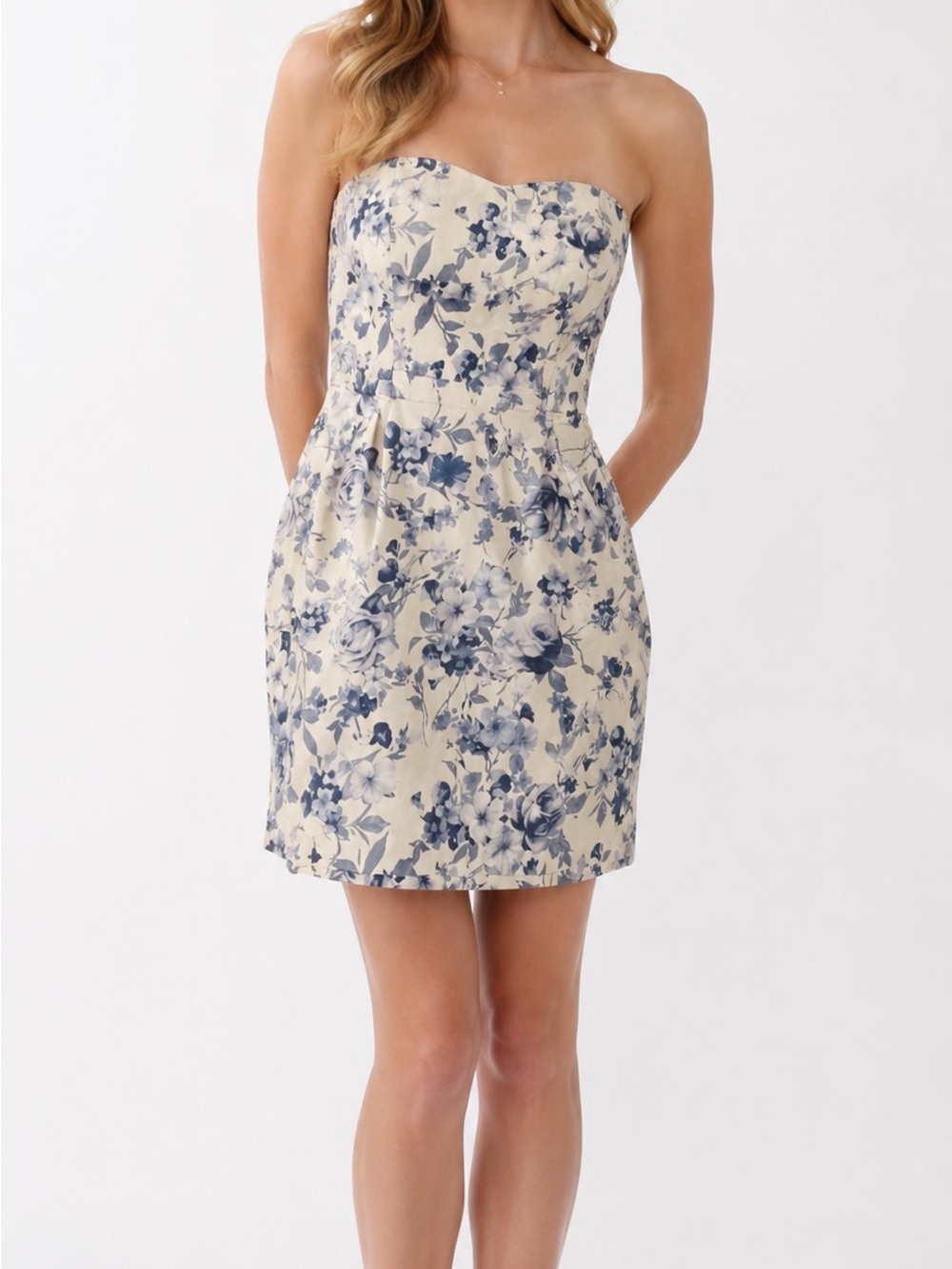 Mystic Strapless Floral Mini Dress White and Blue Women’s Size S Bodycon Summer